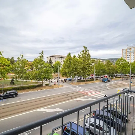 Bright For 6 - Two Balconies & Parking * Kosice